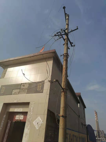 河南安阳:村民因不愿搬迁遭“三断” 房屋周围挖深沟