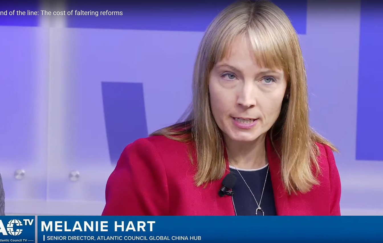 kw6.jpg 美国大西洋理事会全球中国中心资深主任梅兰妮·哈特(Melanie Hart)在发布会上对中国产能过剩造成的风险表示担忧(视频截图/大西洋理事会官网)