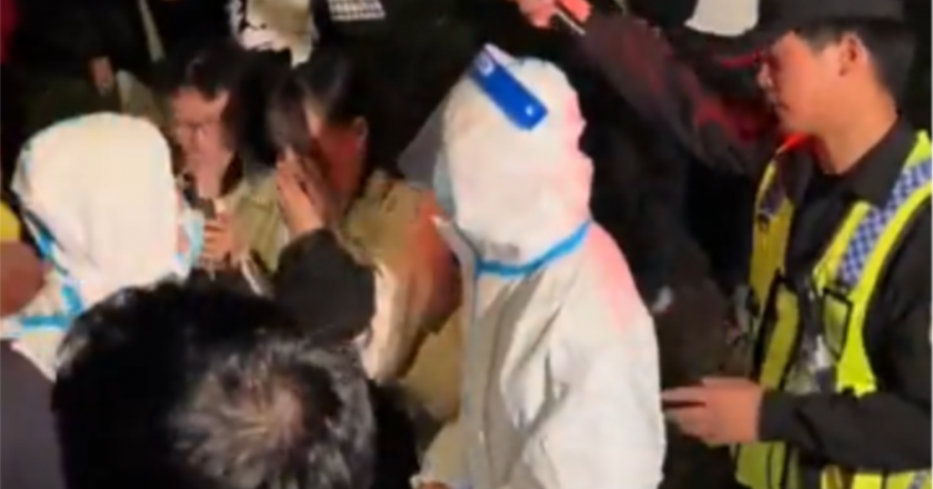 上海警方出動大批警力 全力阻止萬聖節扮裝狂歡