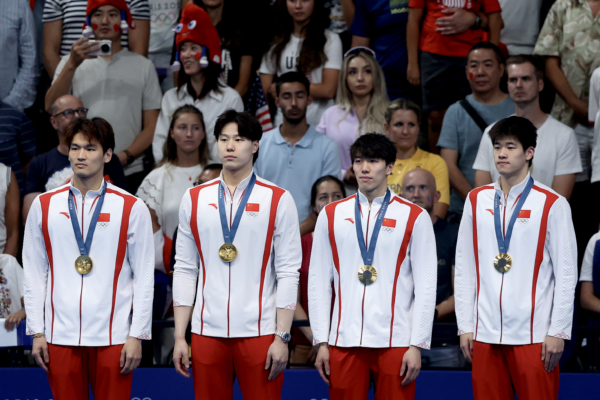 中国蛙王被曝嫖娼?未婚妻控诉覃海洋在孕期出轨