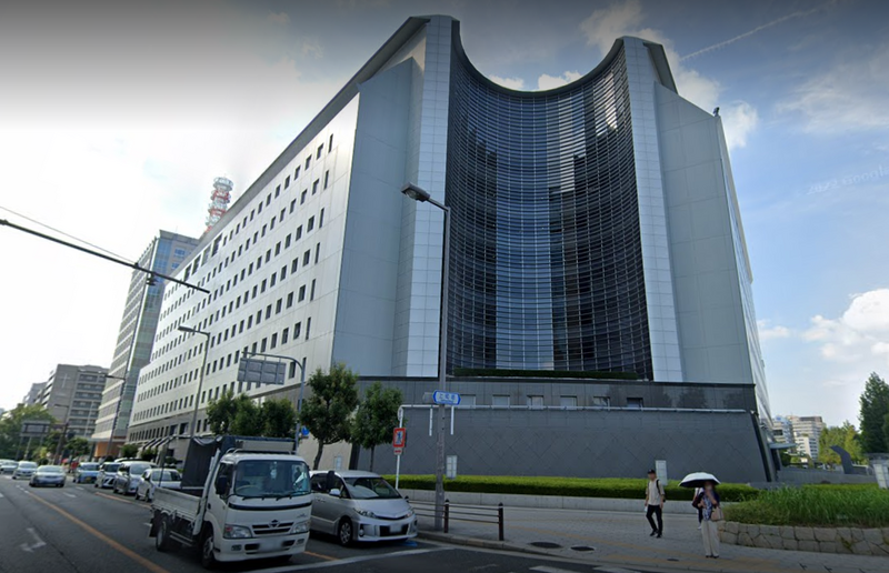 日本大阪府吹田市民宅惊见一对高龄男女陈尸屋内，推测为中暑丧命。大阪府警察本部示意图。（图撷自Google街景）