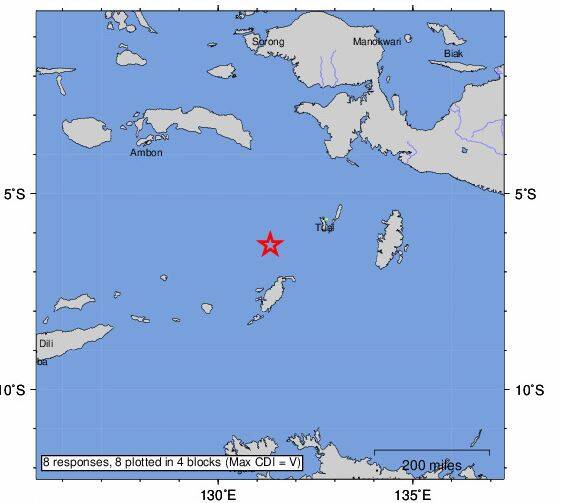 印尼东部海域在台湾时间今(14日)下午1点49分发生规模6.7强震,地震深度约80公里。(图撷自USGS) 印尼东部海域在台湾时间今(14日)下午1点49分发生规模6.7强震,地震深度约80公里。(图撷自USGS)