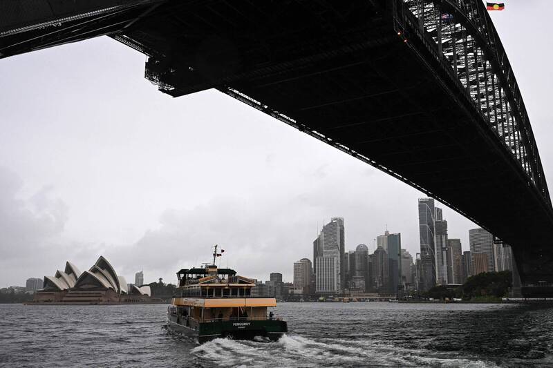 雪梨港今日出現1頭未成年座頭鯨。圖為雪梨港。（法新社）