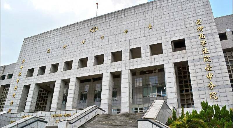 原配的逆襲！小三嗆聲判賠30萬 原配街頭堵人要錢無罪