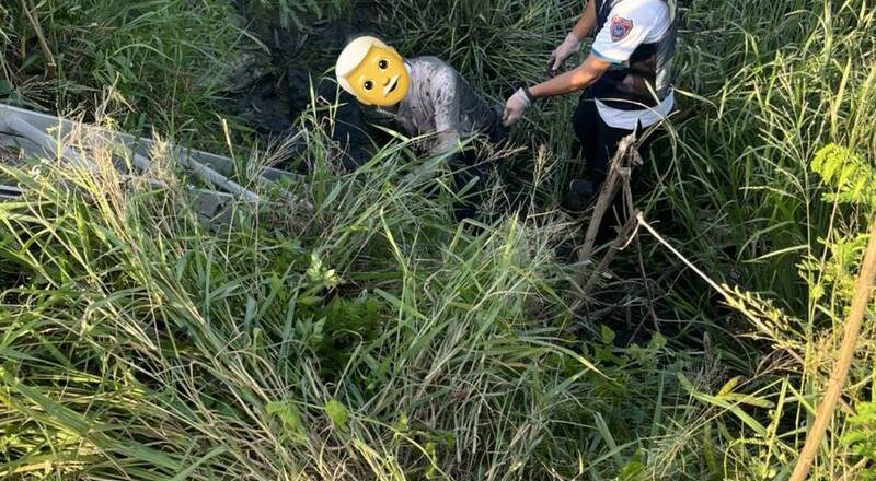 高雄9旬翁探病妻迷航逾30公里！为捡手机掉落河床受困一整晚