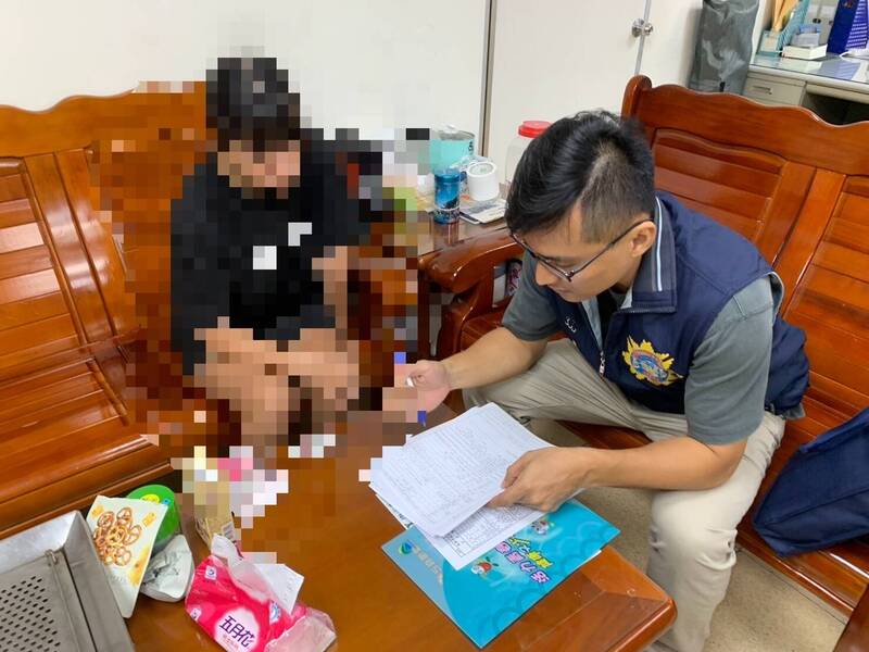 13岁中辍少女时常不上学也不回家，被警方找到后劝导返家。（图由民众提供）