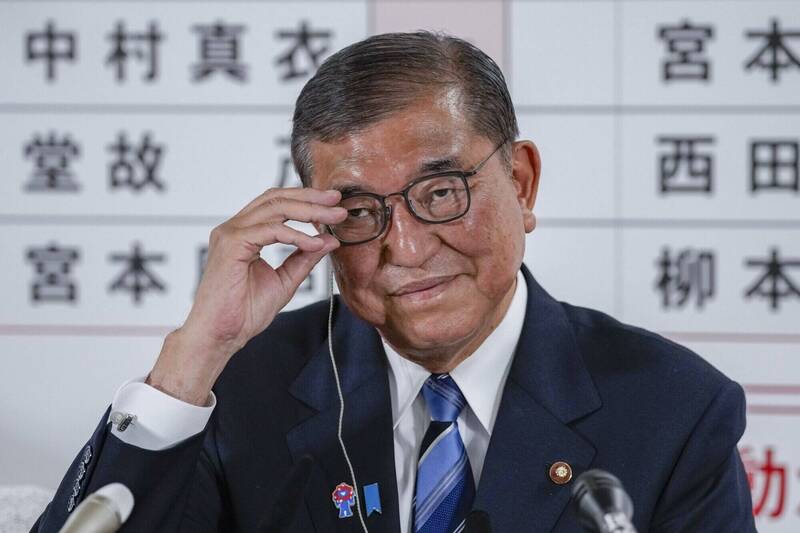 矢板明夫总结自民党此次惨败原因,重点在于传统保守支持者的流失,石破茂在「尊重日本传统价值观」、「联美抗中」、「小政府」等方面都做得不好。(彭博) 矢板明夫总结自民党此次惨败原因,重点在于传统保守支持者的流失,石破茂在「尊重日本传统价值观」、「联美抗中」、「小政府」等方面都做得不好。(彭博)