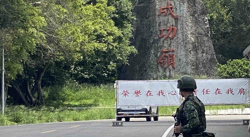 不想当兵！入伍首日就刺伤士官长 役男判刑再赔10万