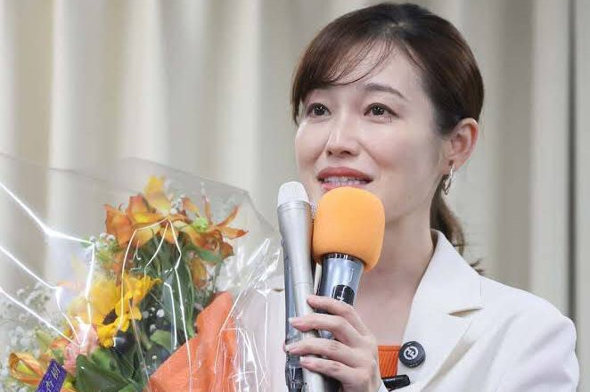 日本歌手兼主播当选参议员 首次对外公开真实姓名！