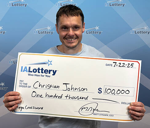 美国爱荷华州一名男子在生日时收到朋友送的刮刮乐彩券,没想到竟刮中10万美元(约新台币288万元)大奖,相当幸运。(图撷自荷华州乐透官网)
美国爱荷华州一名男子在生日时收到朋友送的刮刮乐彩券,没想到竟刮中10万美元(约新台币288万元)大奖,相当幸运。(图撷自荷华州乐透官网)