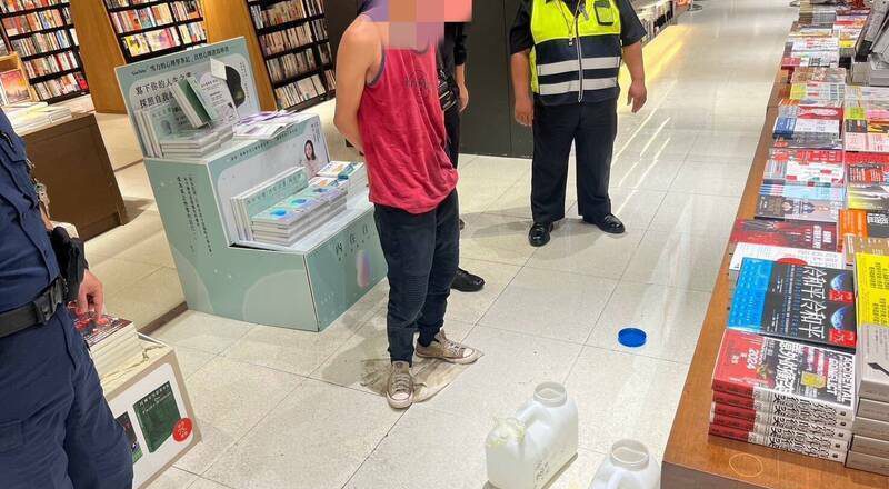 失业男持刀企图纵火台中勤美诚品书店  一、二审都判缓刑