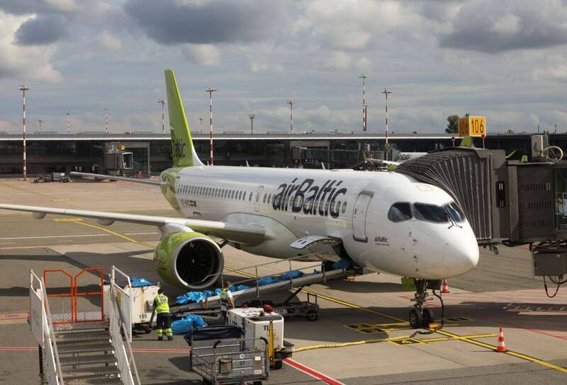 英国易捷航空27日1架前往苏格兰的客机上出现骚乱,资料照。(彭博) 英国易捷航空27日1架前往苏格兰的客机上出现骚乱,资料照。(彭博)