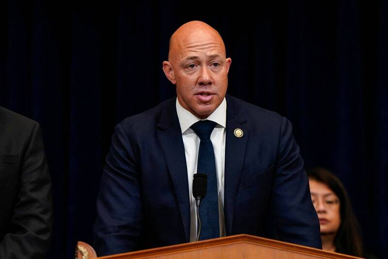 美国联邦众议员外交事务委员会主席马斯特7月24日表示,美国不会容忍南韩等盟国采取所谓「安全靠美国、经济靠中国」这种「骑墙外交」的立场。(路透档案照) 美国联邦众议员外交事务委员会主席马斯特7月24日表示,美国不会容忍南韩等盟国采取所谓「安全靠美国、经济靠中国」这种「骑墙外交」的立场。(路透档案照)