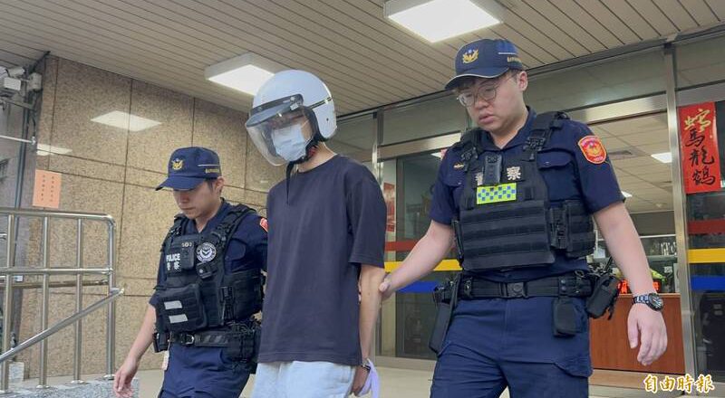 夜店女公关遭刺30多刀亡!前男友刘柏葳换车逃宜兰被逮 送检方侦办