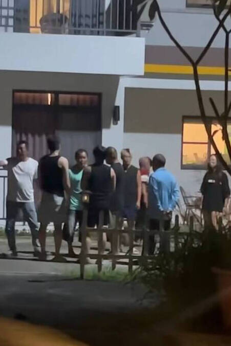 有遊客與在地人發生行車口角，在地人後續竟跟到民宿要求遊客下跪道歉，網友po文曝光這起離譜案件。（翻攝自Threads）