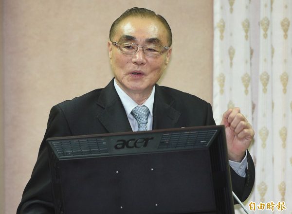 中国划定防空识别区 冯世宽：绝不接受