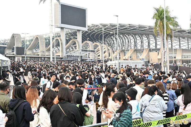 高雄近年来创造演唱会经济,竟引来不肖情侣从中进行诈骗。示意图(资料照) 高雄近年来创造演唱会经济,竟引来不肖情侣从中进行诈骗。示意图(资料照)