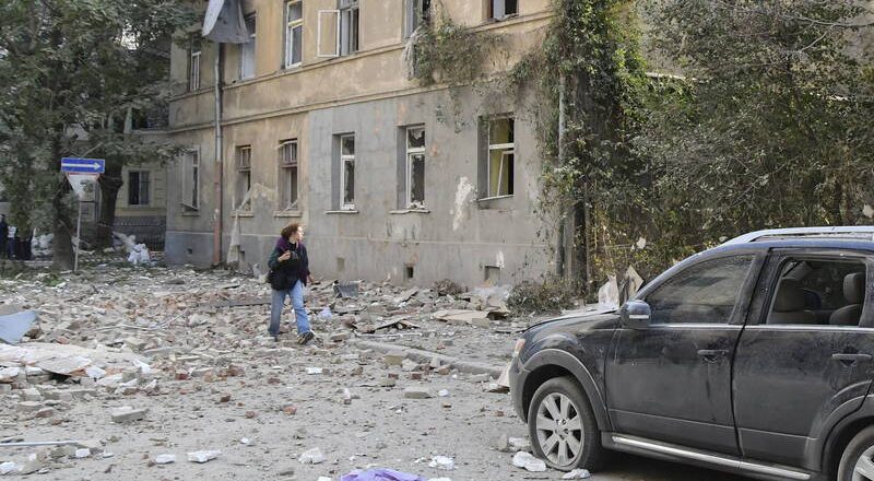 美俄峰会刚落幕 俄罗斯对乌西发动大规模空袭