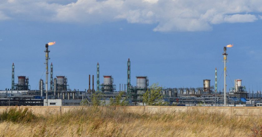 遭乌克兰无人机攻击 俄国设施暂停接收哈萨克天然气