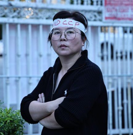 参加白纸运动纪念三周年有感——当正常生活被视为威胁，一个国家就出了问题